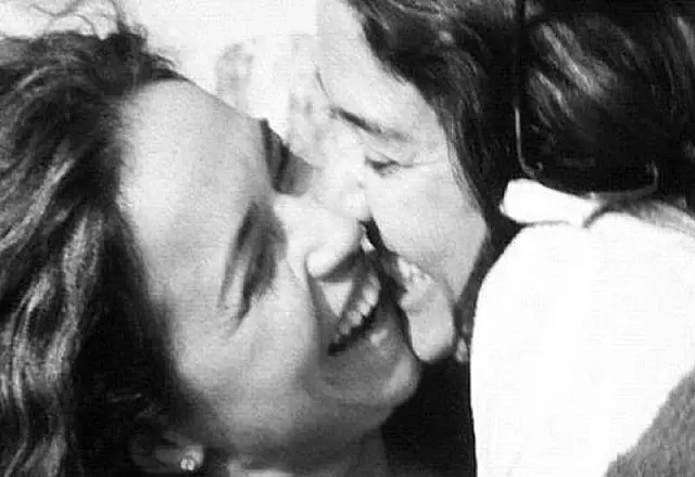 Daniela Mercury confirma namoro e critica Feliciano
