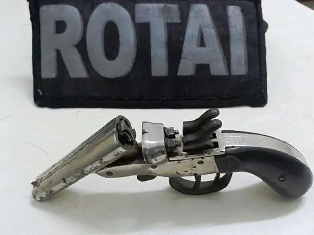 Rotai prende duas pessoas por disparos de arma de fogo em Aquidauana