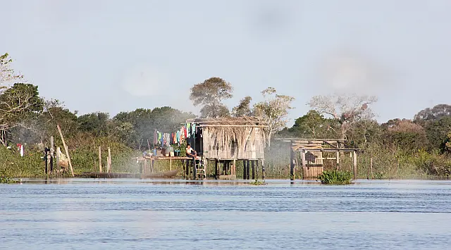 Rios de Coxim e Corumbá atingem cotas de alerta e inundação