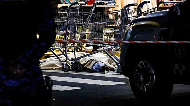 Homem é morto a tiros em frente a supermercado de Campo Grande