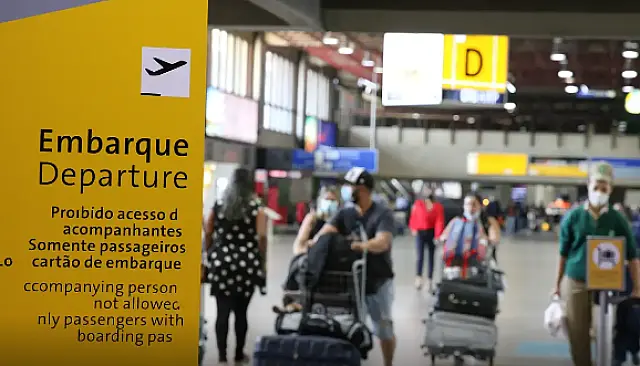 Preço da passagem aérea doméstica caiu 14,7% em setembro, diz Anac