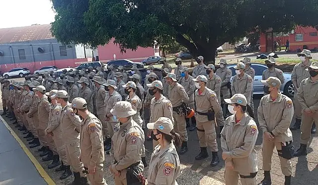 Pantanal: mais 100 bombeiros são enviados para combate aos incêndios