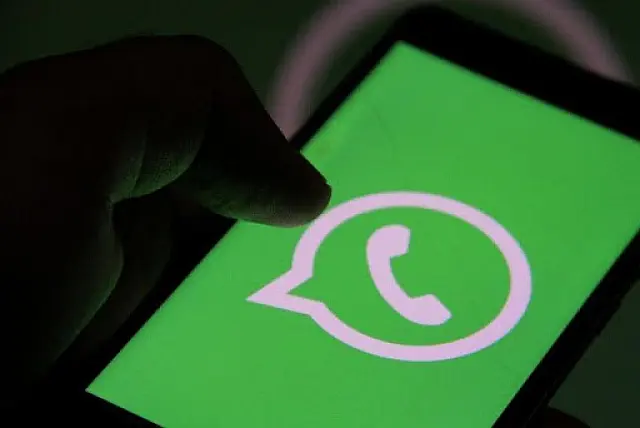Mulher cai em golpe por WhatsApp após pagar boleto falso emitido pelo "banco"