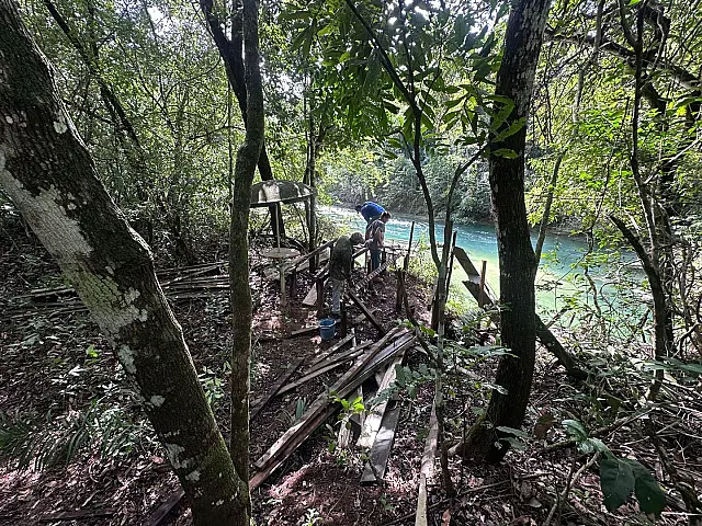 Prefeitura de Bonito apoia MPE e PMA em demolição de obras irregulares no Rio Formoso