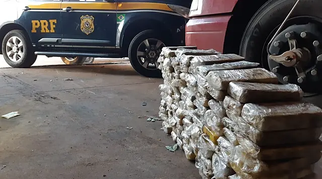 PRF apreende 129,6 Kg de cocaína e carga é avaliada em R$ 5,3 milhões