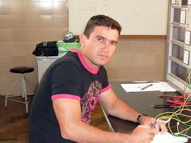 Funcionário da Energisa morre em anel viário e condutor de veículo foge do local