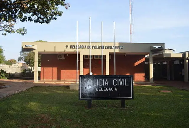 Jovem é encontrado caído em via na área central e estado de saúde é grave