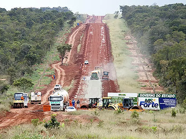 Com 40% concluída, rodovia MS-040 rompe isolamento em MS