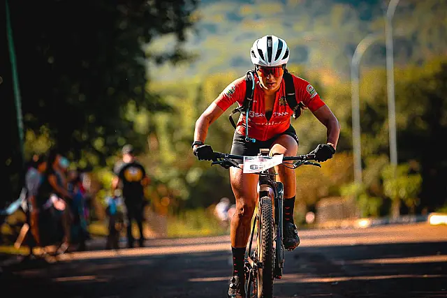 Aquidauanense de coração, Larissa conta sobre paixão pelo ciclismo