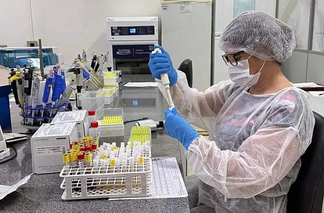 MS lidera testagens e vira referência em vigilância laboratorial e epidemiológica