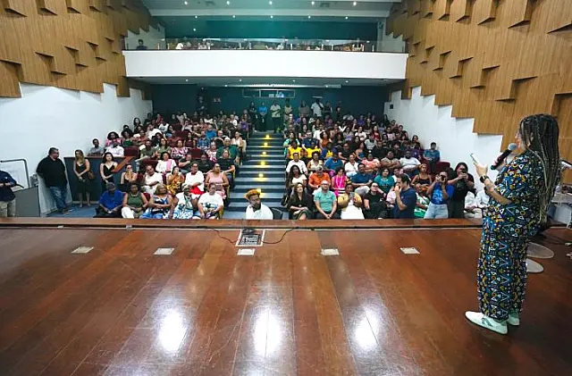 Nelinha do Babaçu encerra Julho das Pretas em MS