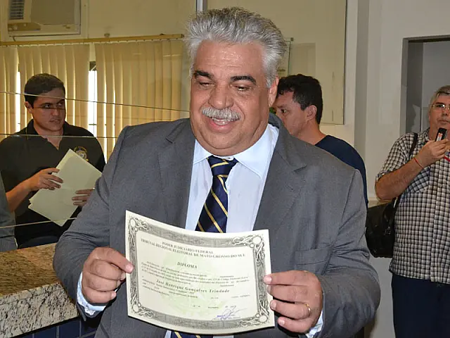 Zé Henrique é diplomado prefeito de Aquidauana