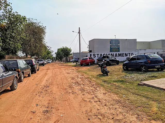 Amigos e familiares se despedem de Rodrigo, vítima de acidente na BR-262