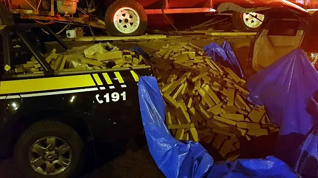 Maquinários agrícolas armazenavam 3,2 toneladas de maconha