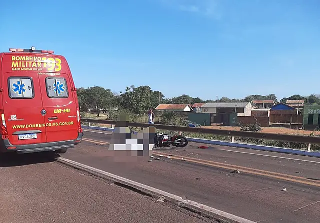 Motociclista tem crânio esmagado ao ser atingido por carreta em Anastácio