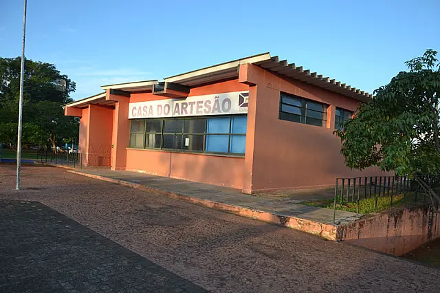 Casa do Artesão faz aniversário com festa para a população