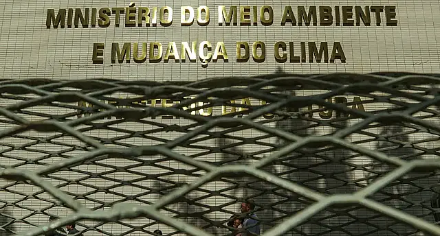 Servidores federais ambientais iniciam greve