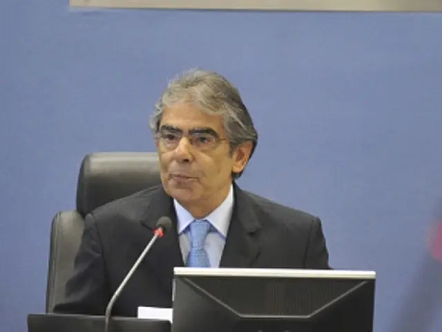 Carlos Ayres Britto é eleito presidente do STF