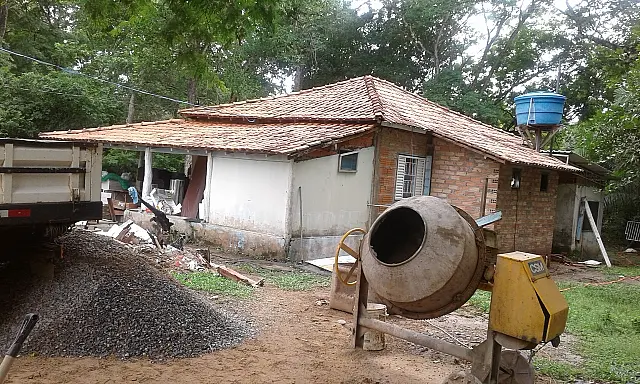 Gaúcho é multado em R$ 1,5 mil por ampliar rancho à margem do Rio Miranda