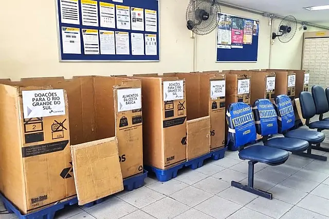 Correios recebem doações em todas as agências do país; saiba o que doar