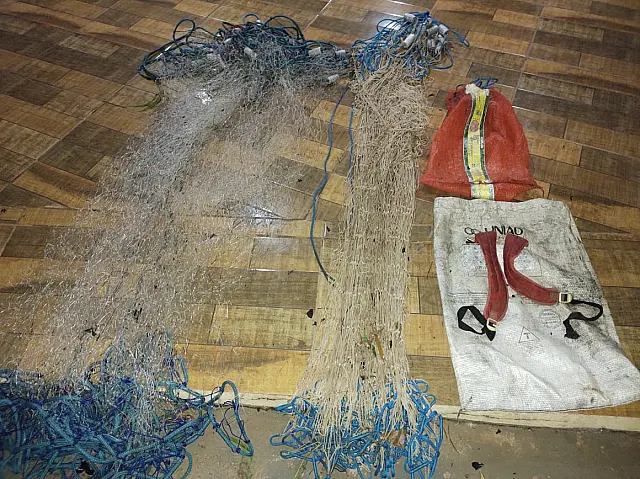 PMA surpreende pescadores fazendo arrastão com redes