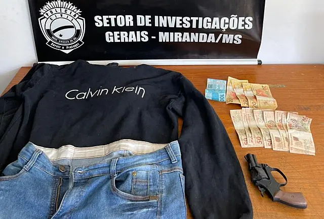 Polícia prende jovem por roubo a posto de combustível