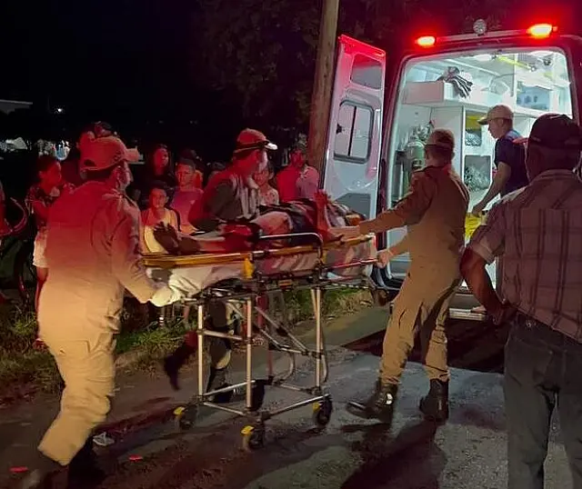 Mulher com carrinho de bebê é atropelada em Nova Andradina