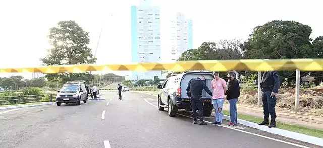 Jovem que matou namorada atropelada ficará preso em casa e com tornozeleira