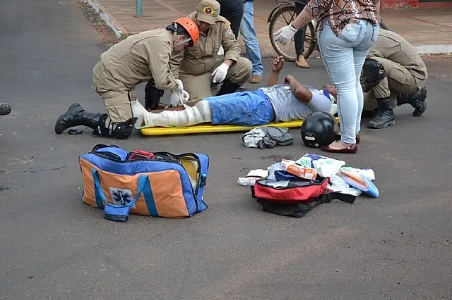 Acidente entre motos deixa dois homens feridos em Aquidauana