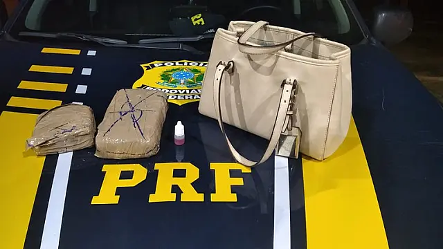 Jovem de 17 anos é presa com 1,4 kg de cocaína em Terenos