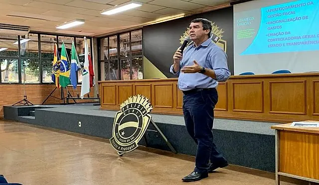 Estratégia na gestão da segurança pública é destaque de Riedel em curso de formação