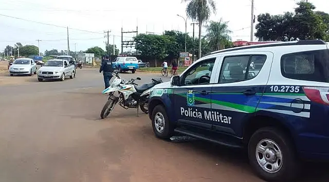 Homem tenta atrapalhar atendimento de jovem esfaqueado em Aquidauana