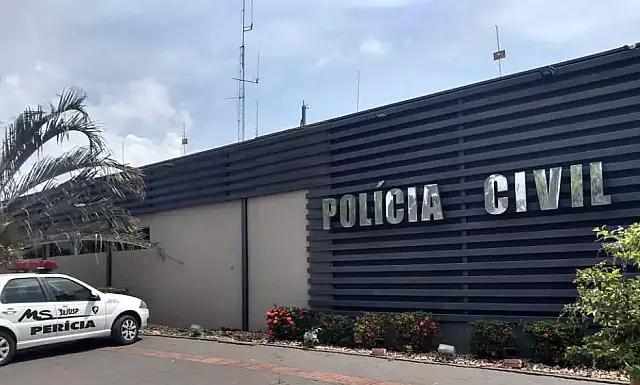 Homem é socorrido por vizinhos após levar seis tiros em Bonito