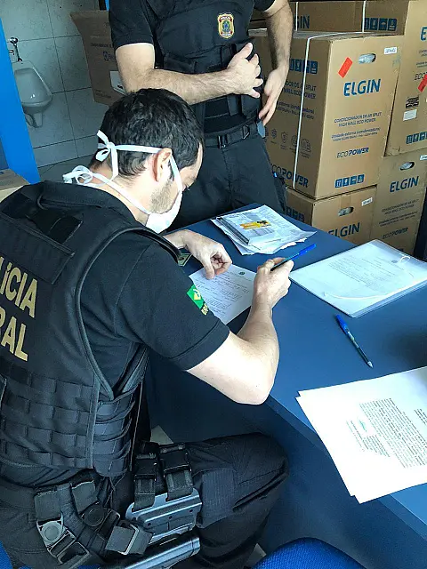 Operação da Polícia Federal cumpre mandados em MS