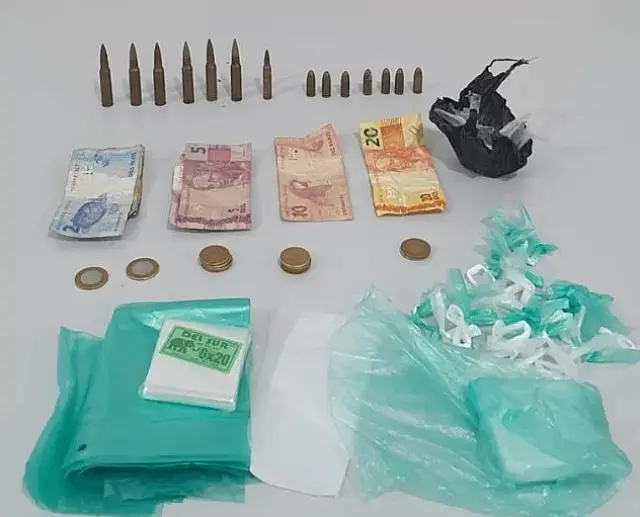 Denúncia anônima faz policiais a descobrirem boca de fumo em Corumbá