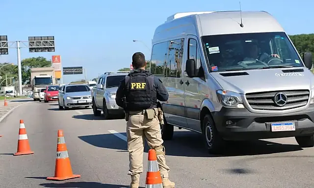 PRF contabiliza 90 mortes em rodovias federais de todo país no feriado de Natal