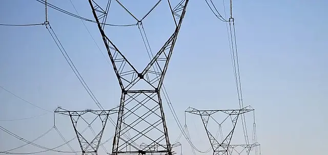 Bandeira tarifária de energia volta a ser verde, sem cobrança extra