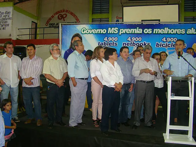 Vereadores estiveram com governador na entrega de premiação