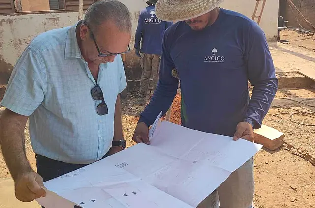Pontim visita reforma das ESF Izaura Baes e Assentamento Indaiá