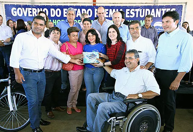Investimentos do Estado para garantir ensino de qualidade e incentivo ao estudo definem futuro de alunos da região sul