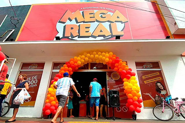 Mega Real inaugura filial em Aquidauana! A economia tem nome e festa de promoções