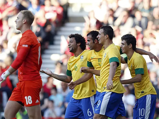 Brasil vence Grã-Bretanha por 2 a 0 no último amistoso antes dos Jogos