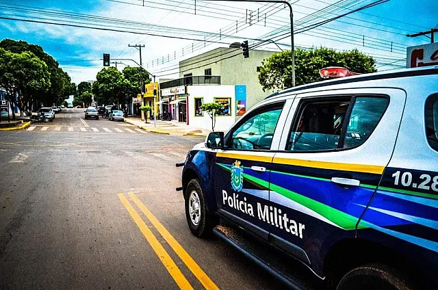 Proprietária de loja furtada vai atrás de suspeito e toma celular de volta em Bonito