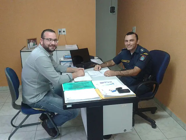 Comandante da PM de Anastácio visita escolas rurais