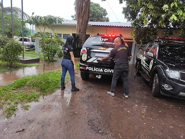 Cinco pessoas são presas por fraude no medidor de luz