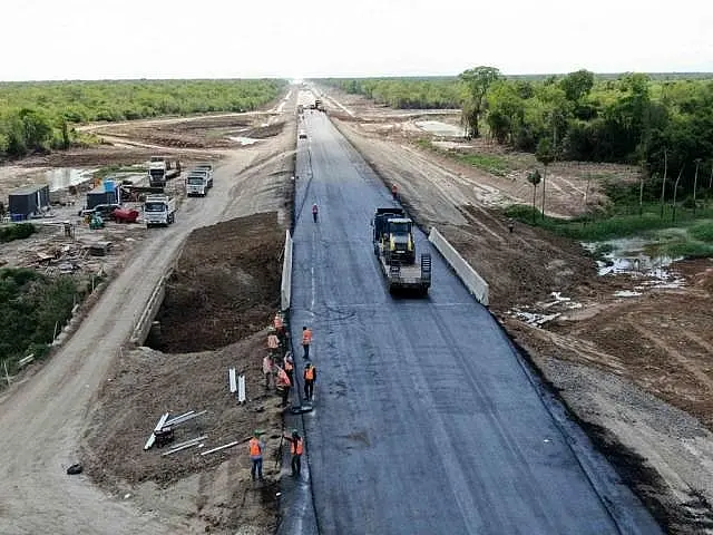 Consórcio entrega segundo trecho pavimentado de corredor bioceânico