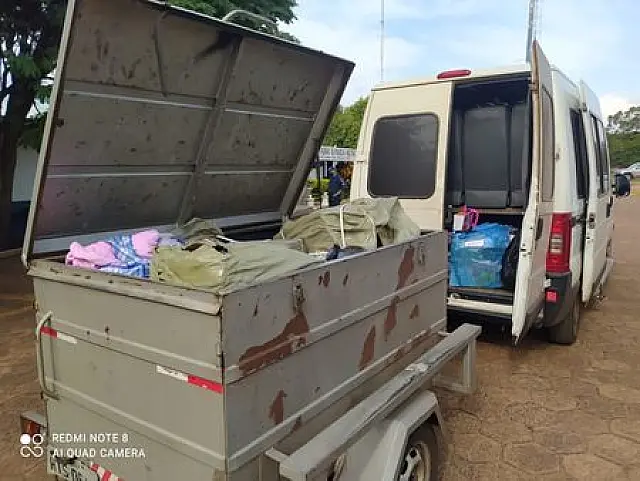 Van é apreendida com mais de R$ 50 mil em produtos contrabandeados