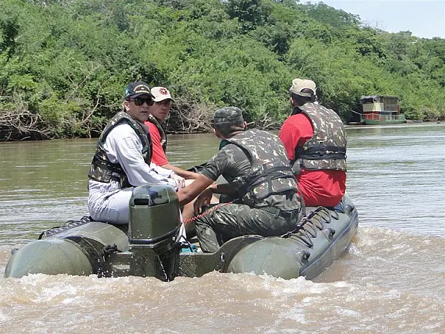 9º BE Cmb e Corpo de Bombeiros participam de curso da Capitania Fluvial