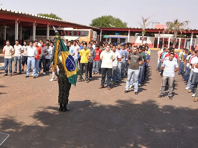 9º BE Cmb entrega amanhã certificados de dispensa do Serviço Militar