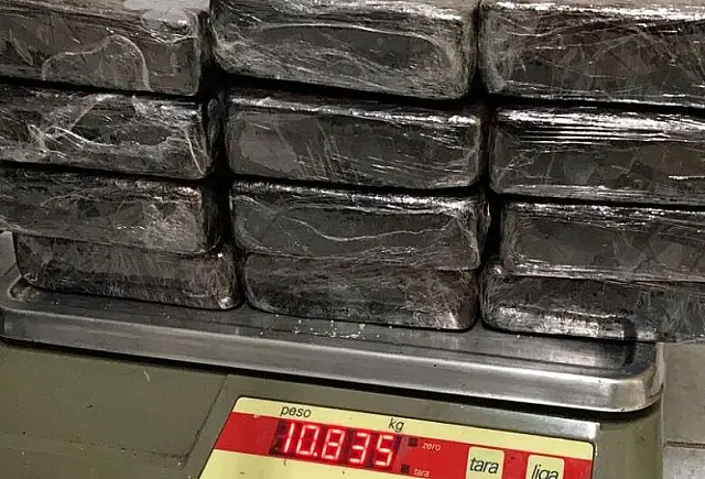 PF apreende malas com cocaína em rodoviária de Corumbá